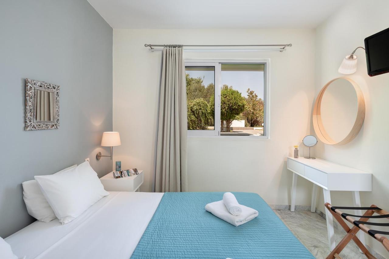 Villa Life Agia Marina  Luaran gambar
