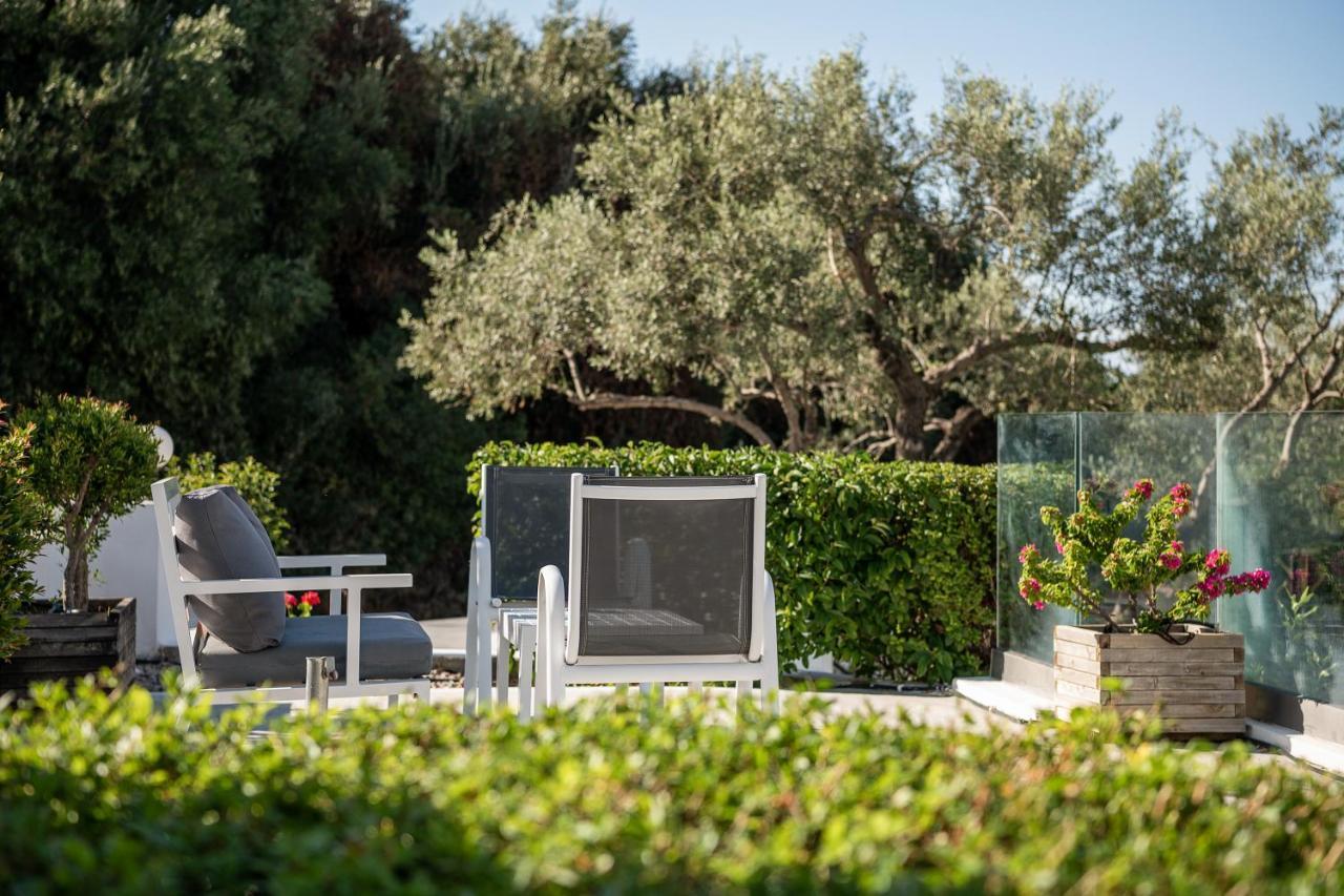Villa Life Agia Marina  Luaran gambar