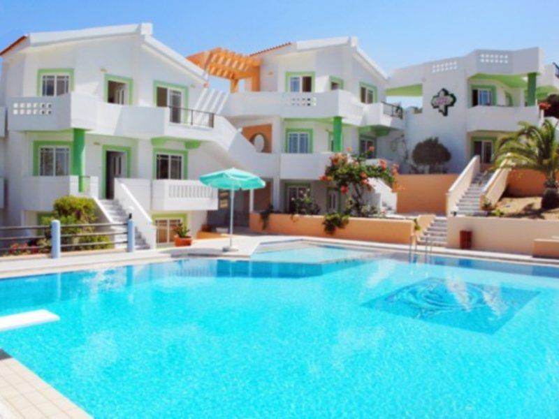Villa Life Agia Marina  Luaran gambar